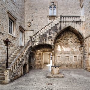 gallery_1
